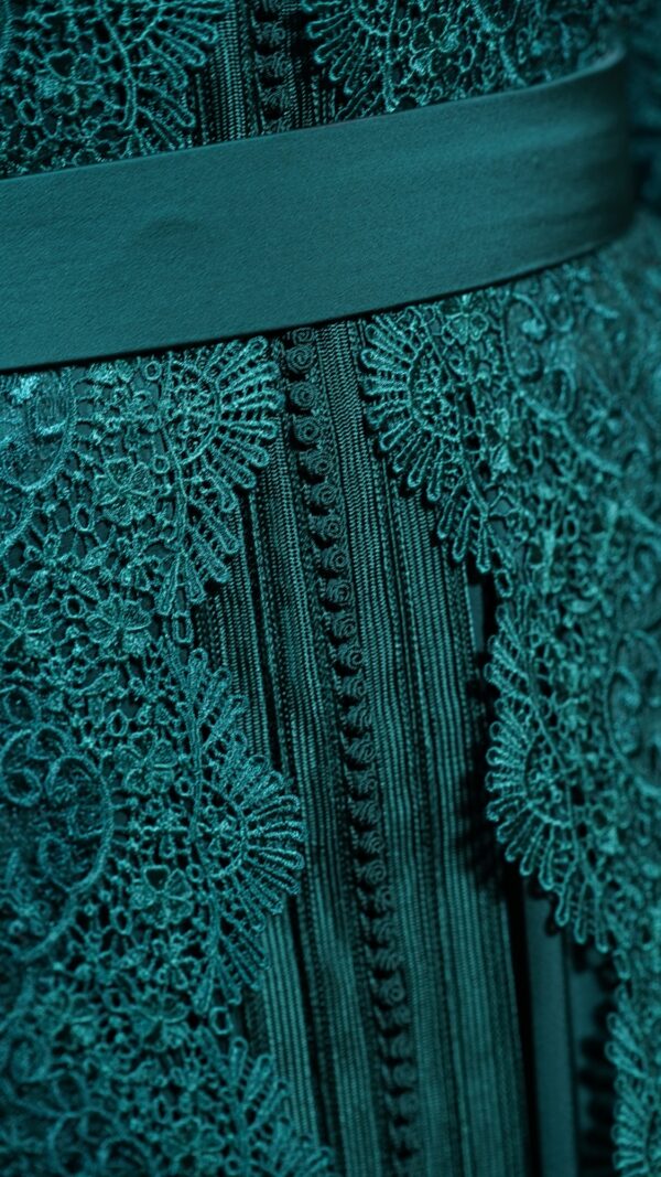 Royal Verdant – Image 4